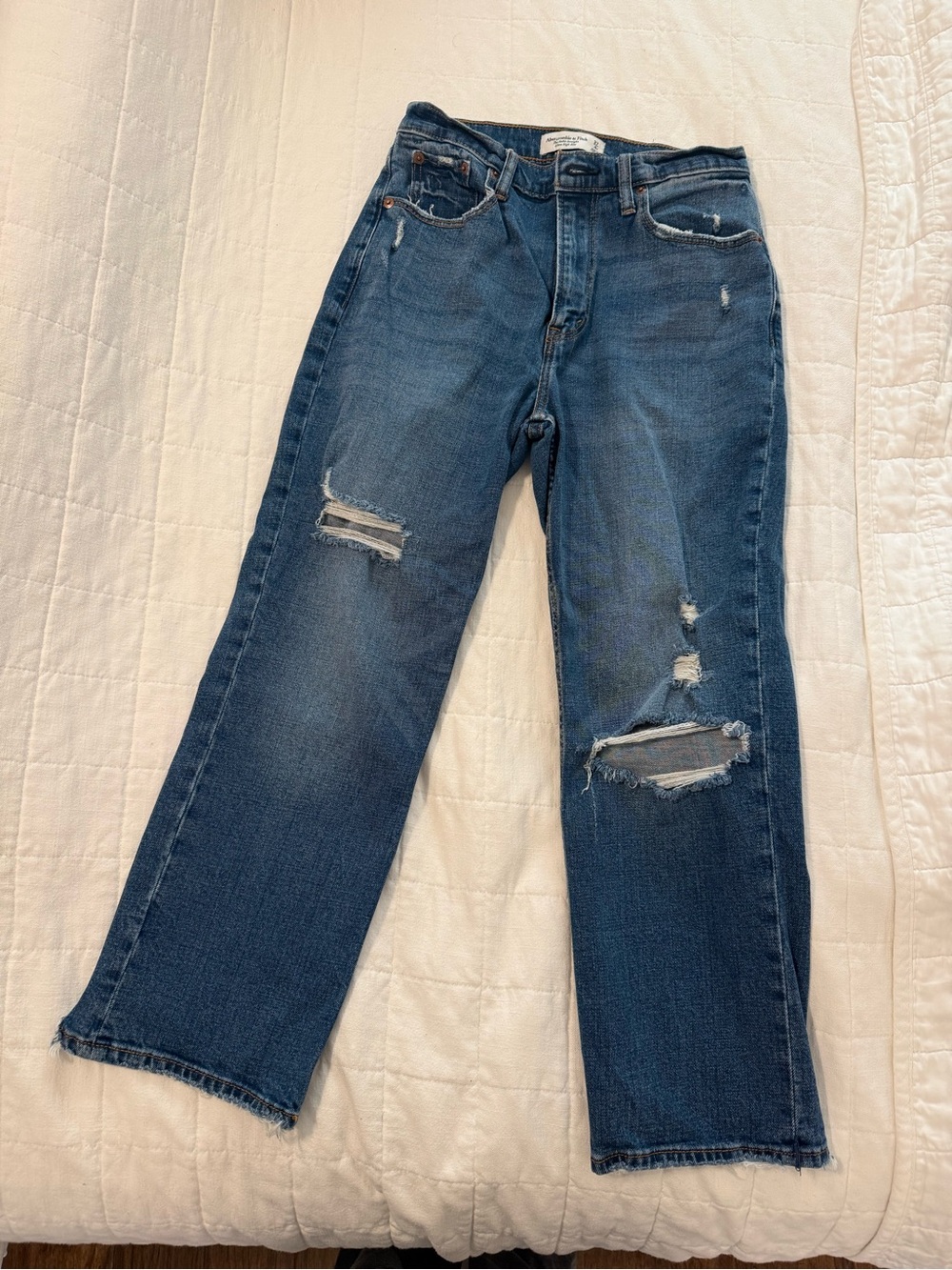 Abercrombie & Fitch The Ankle Straight Ultra High Rise 27, 4 short